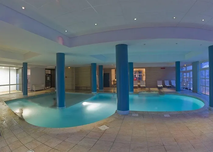 Les Terrasses De Labrau Szálloda 4*